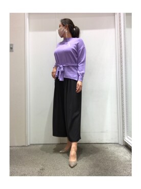 「Bou Jeloud（ブージュルード）のまろやか風総針ウエストベルトニットプルオーバー（ニット/セーター、パープル系）」を使った、Yumi Ishiharaさん（レディース・170cm）の冬コーディネート