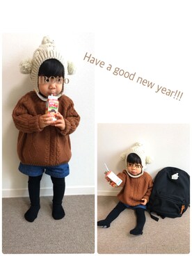 「monmimiのアイテム（ニット/セーター、ブラウン系）」を使った、IROさん（キッズ）の冬コーディネート