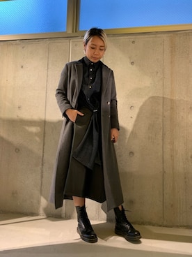 「レザースカート」｜「アイテム（チェスターコート）」を使った、ioroiさん（レディース・169cm）の冬コーディネート