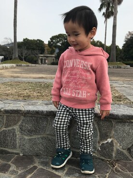 「CONVERSE（コンバース）のアイテム（スウェット）」を使った、tommyさん（キッズ・80cm）の秋コーディネート