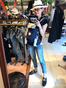 「Rodeo Crowns（ロデオクラウンズ）のアイテム（スリッポン）」を使った、トムセン陽子さん（レディース・169cm）の春コーディネート