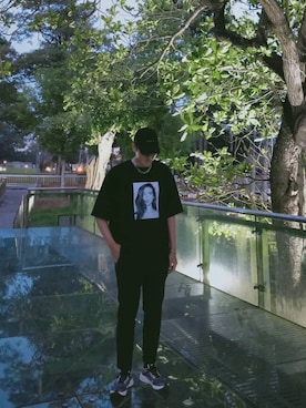 「repos（ルポ）のアイテム（トップス）」を使った、Marcus さん（メンズ・180cm）の春コーディネート