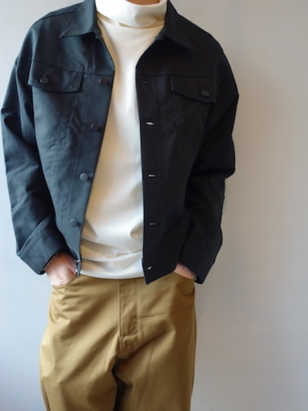 「ストリート、福岡、LANDLORD、landlordnewyork」｜「『LANDLORD』"MAC DENIM JACKET"（デニムジャケット、ブラック系）」を使った、UNREALREALCLOTHESさん（メンズ・183cm）の秋コーディネートの1枚目の写真