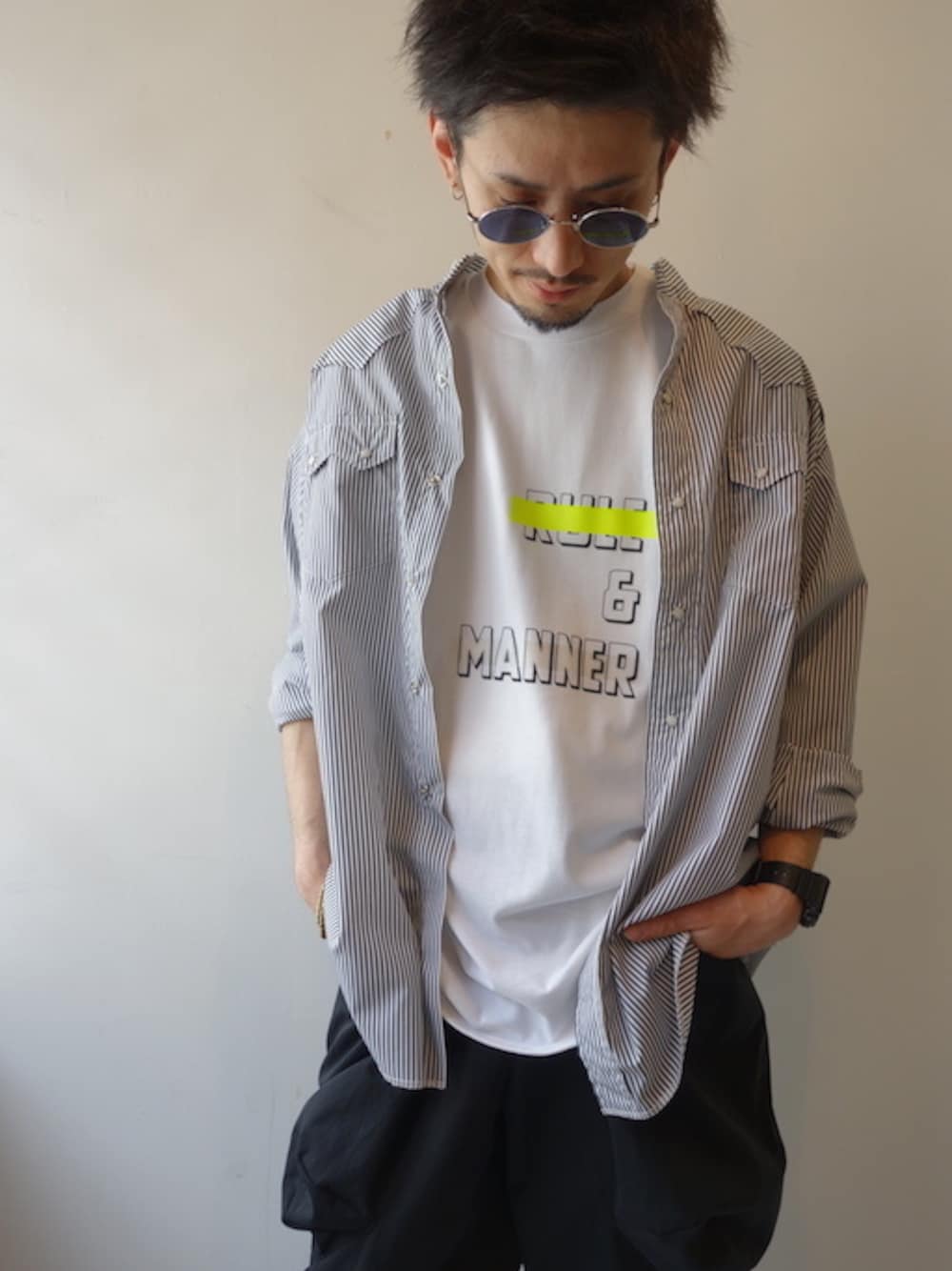 「ストリート、大人カジュアル、福岡、シャツスタイル、digawel、ストリートカジュアル、class、大人ストリート」｜「DIGAWELの"T-SHIRT➃"（Tシャツ/カットソー、ホワイト系）」を使った、UNREALREALCLOTHESさん（メンズ・170cm）の春コーディネートの1枚目の写真