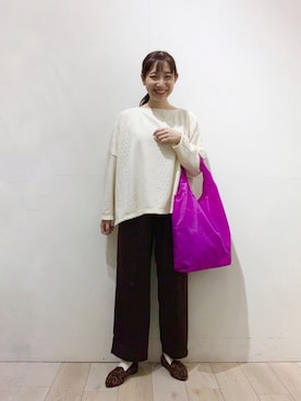 「アイテム（エコバッグ/サブバッグ、パープル系）」を使った、yoshikaさん（レディース・156cm）の冬コーディネート