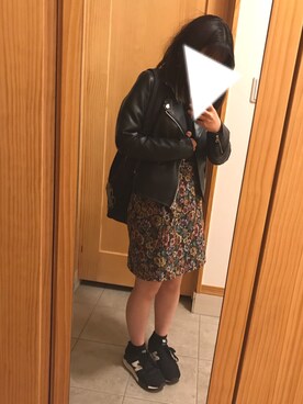 「earth music&ecology（アースミュージックアンドエコロジー）の【広瀬すずさんCM着用】 フェイクレザーライダースジャケット（ライダースジャケット、ブラック系）」を使った、まいる。さん（レディース）の秋コーディネート