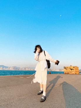 「MONKI（モンキ）のアイテム（ビジネスシャツ）」を使った、mangomochirice*^*さん（レディース・157cm）の春コーディネート