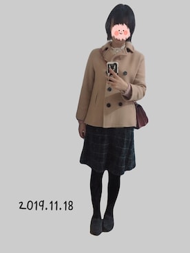 「アイテム（ダウンジャケット/コート、ベージュ系）」を使った、KIKIさん（レディース・168cm）の春コーディネート