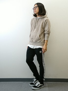 「IOSSELLIANI（イオッセリアーニ）のアイテム（アクセサリー）」を使った、YANCHAさん（メンズ・167cm）の秋コーディネート