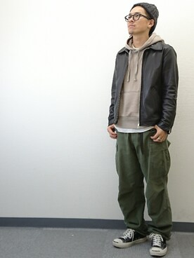 「IOSSELLIANI（イオッセリアーニ）のアイテム（アクセサリー）」を使った、YANCHAさん（メンズ・167cm）の秋コーディネート