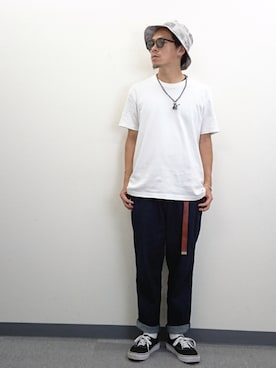 「ロールアップ」｜「アイテム（雑貨/ホビー）」を使った、YANCHAさん（メンズ・167cm）の夏コーディネート
