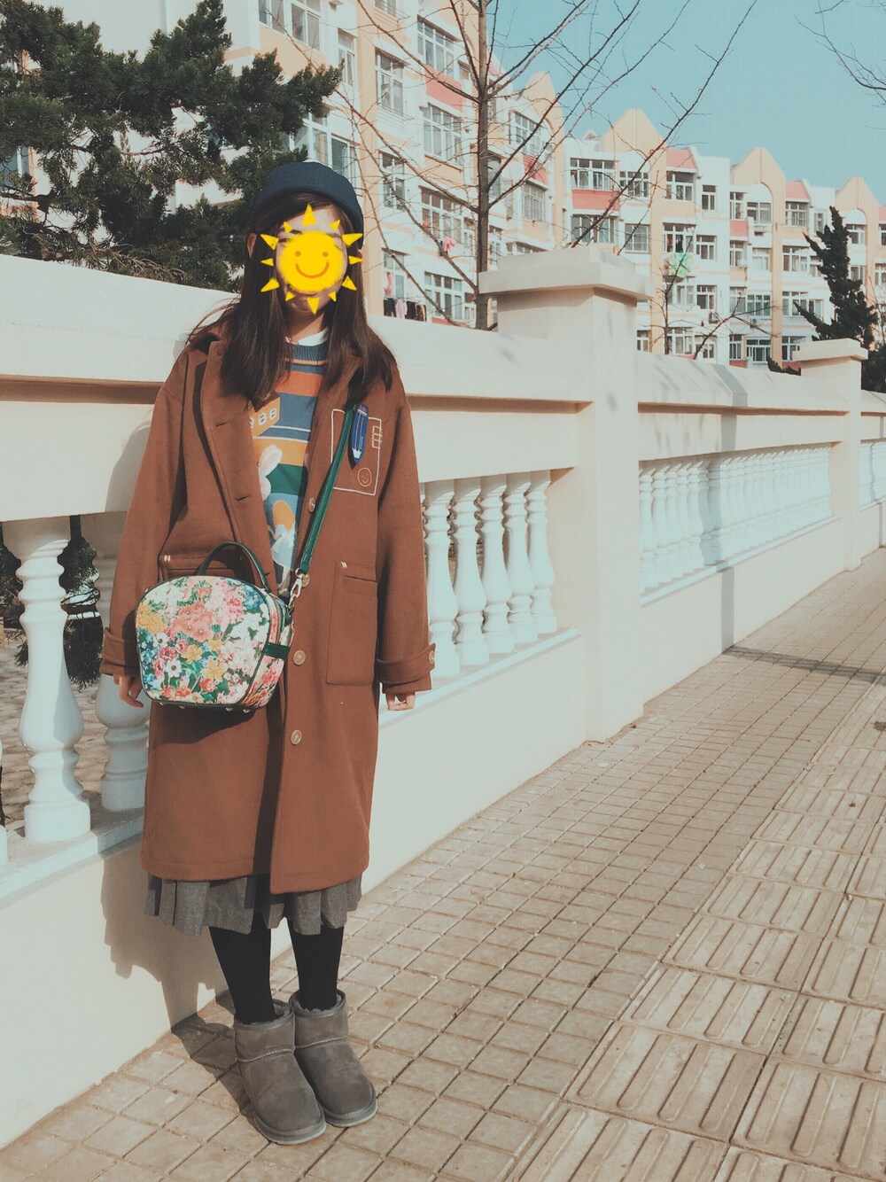 「冬」｜「TYAKASHAのアイテム（ダウンジャケット/コート、ブラウン系）」を使った、viola_blueさん（レディース・168cm）の冬コーディネートの1枚目の写真