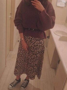 「アイテム（腕時計、パープル系）」を使った、sarasaさん（レディース・164cm）の秋コーディネート