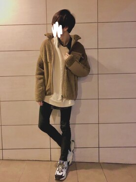 「UNIQLO（ユニクロ）のWOMEN ウルトラストレッチジーンズ（デニムパンツ）」を使った、ぴーすさん（メンズ・180cm）の秋コーディネート