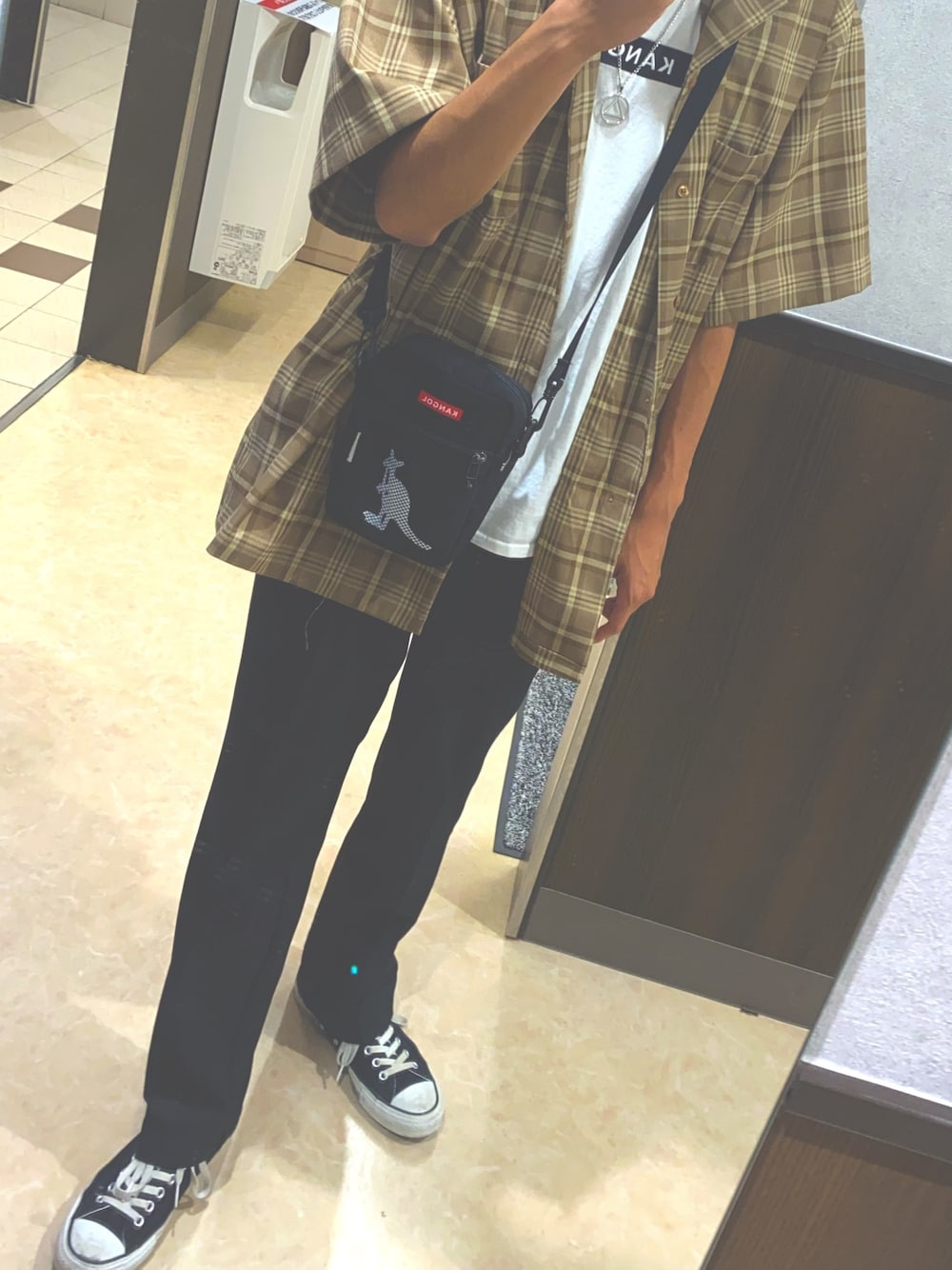 「大人カジュアル、高校生、converse、GU、adrer、KANGOL、夏コーデ、いいね、save、フォローお願いします🤑、フォローミー」｜「ADRERのリラックスオープンカラーCPOシャツ（シャツ/ブラウス、ベージュ系）」を使った、たいがぁさん（メンズ・182cm）の夏コーディネートの1枚目の写真