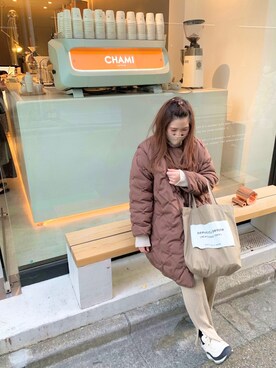 「カフェ」｜「アイテム（その他アウター）」を使った、tbさん（レディース・160cm）の冬コーディネート