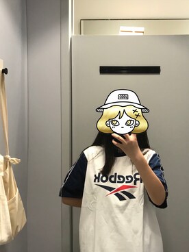 「Reebok（リーボック）のアイテム（Tシャツ/カットソー、ホワイト系）」を使った、森林公園さん（レディース・163cm）の夏コーディネート