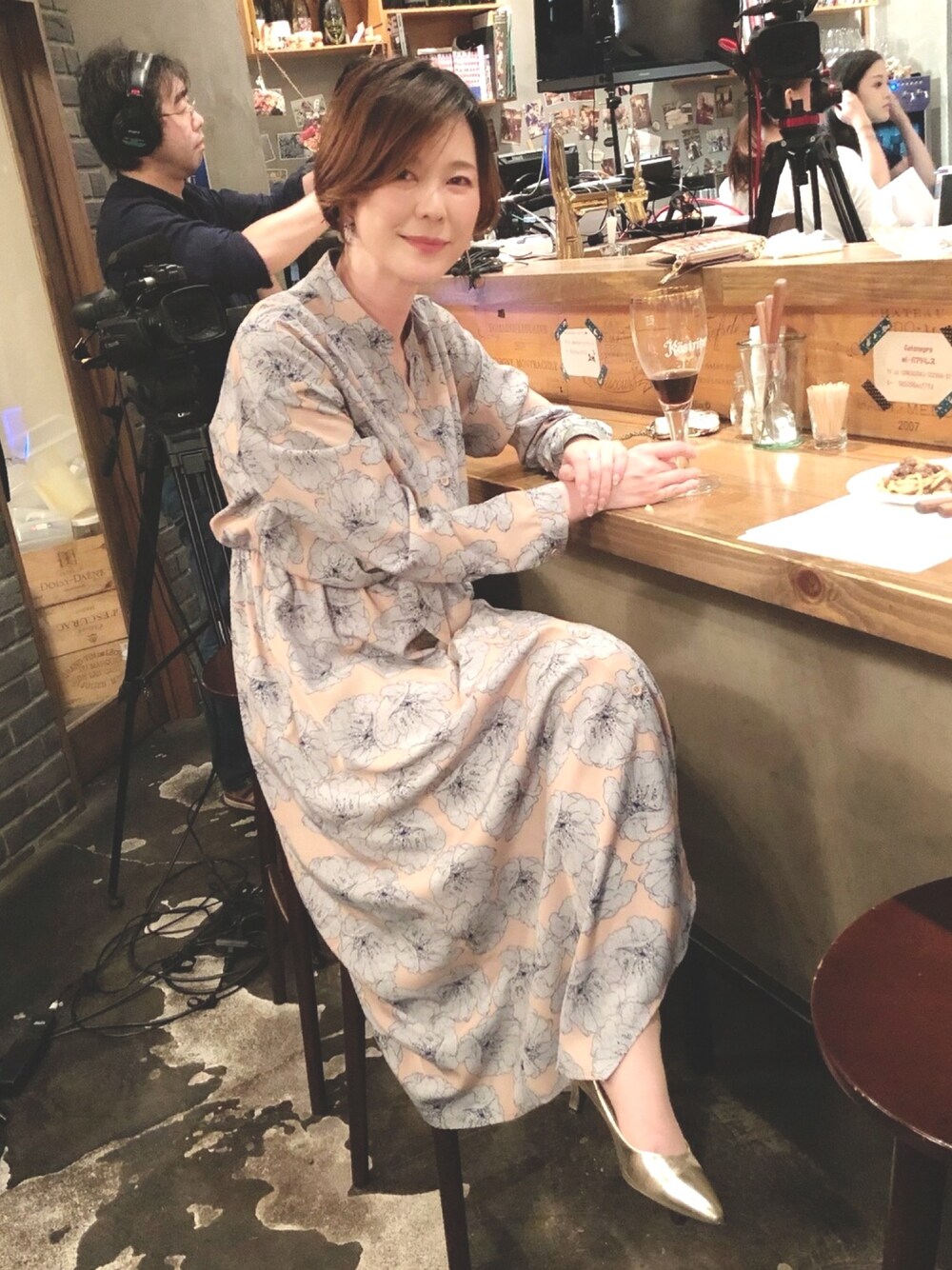 園崎未恵 Sonozaki Mieさんの「TIE SHIRT DRESS（AMERI）」を使ったコーディネート