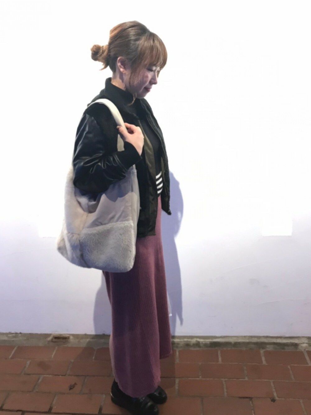 「カジュアル、タイトスカート、エコファー」｜「CHILD WOMANのアイテム（ニット/セーター、ブラック系）」を使った、*pnk*さん（レディース・157cm）の秋コーディネートの1枚目の写真