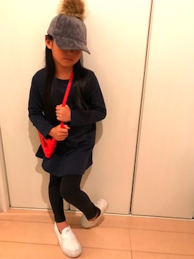 「キャップ女子」｜「アイテム（スリッポン）」を使った、H♡Hさん（キッズ・120cm）の秋コーディネート
