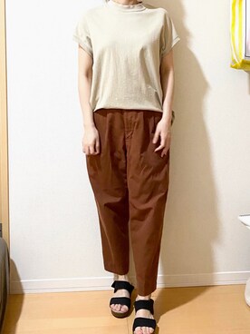 「coen（コーエン）の【復刻・WEB限定カラー】USAコットンハイネックTシャツ#(モックネック)（Tシャツ/カットソー、ベージュ系）」を使った、arafo_jpさん（レディース・154cm）の春コーディネート