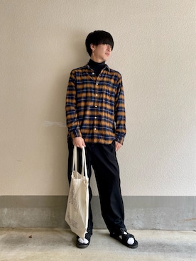 「UNIQLO（ユニクロ）のアイテム（その他トップス）」を使った、yosip(よしぴー)さん（メンズ・173cm）の秋コーディネート