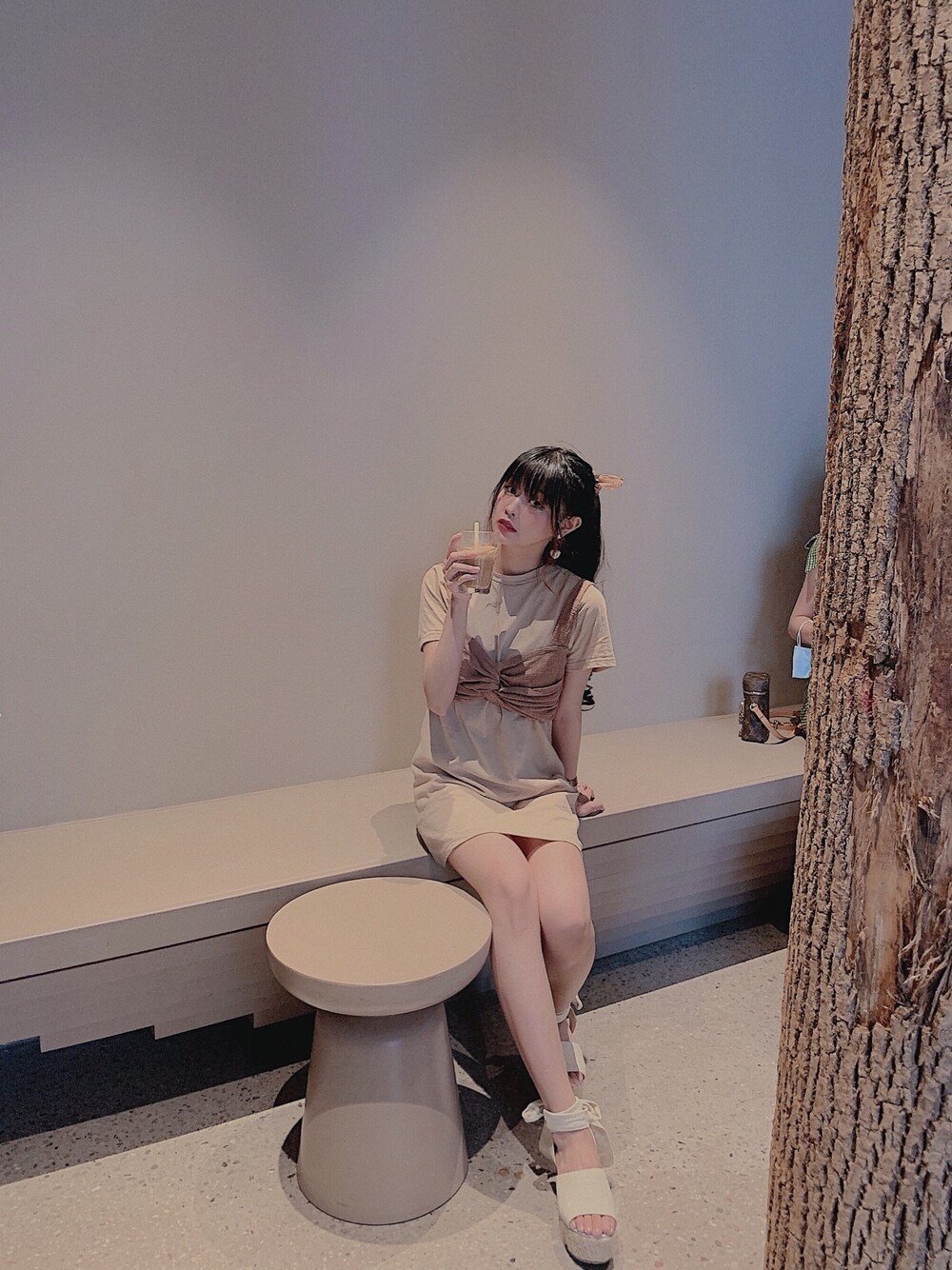 「ootd、大人カジュアル、大人コーデ、オトナカジュアル、オトナ女子、プチプラ、シンプル、お洒落さんとつながりたい、夏コーデ」｜「HeatherのビスチェSETカットチュニック　886806（Tシャツ/カットソー、ベージュ系）」を使った、YokiChenさん（レディース・158cm）の秋コーディネートの1枚目の写真