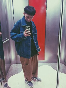 「TOMMY HILFIGER（トミーヒルフィガー）のアイテム（デニムジャケット）」を使った、Mody さん（メンズ・162cm）の春コーディネート