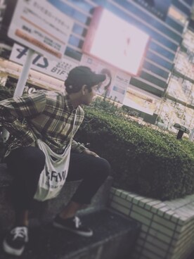 「アイテム（キャップ）」を使った、ケンさん（メンズ・184cm・10代）の秋コーディネート