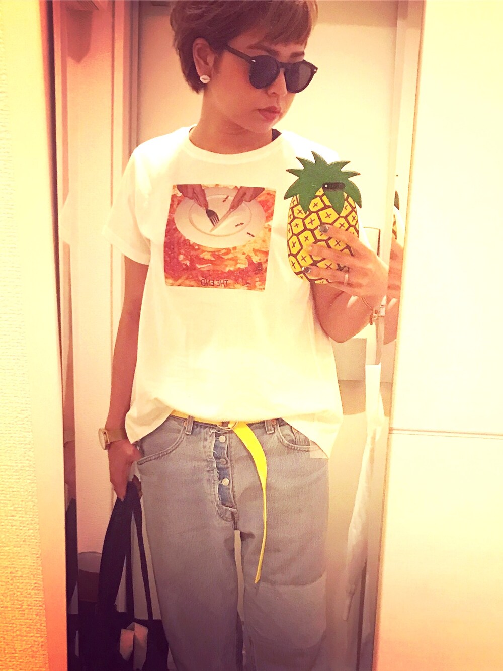 「カジュアル、ラクチンコーデ、summer、デニム、オトナカジュアル、Ray BEAMS、jornalstandard、サングラス、Tシャツ」｜「Ray BEAMSのTONDABAYASHI  RAN×Ray BEAMS / バックチュール Tシャツ（Tシャツ/カットソー、ホワイト系）」を使った、HIKARI☻さん（レディース・156cm）の夏コーディネートの1枚目の写真