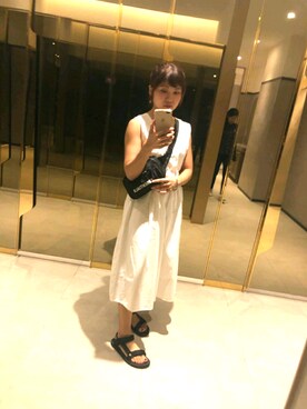 Iris_zhengg👄さんのコーディネート