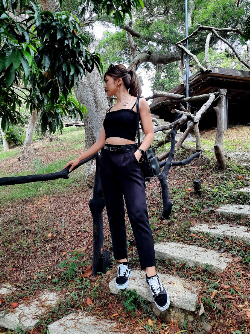 「VANSのアイテム（スニーカー、ブラック系）」を使った、Iris_zhengg👄さん（レディース・160cm）の冬コーディネートの1枚目の写真