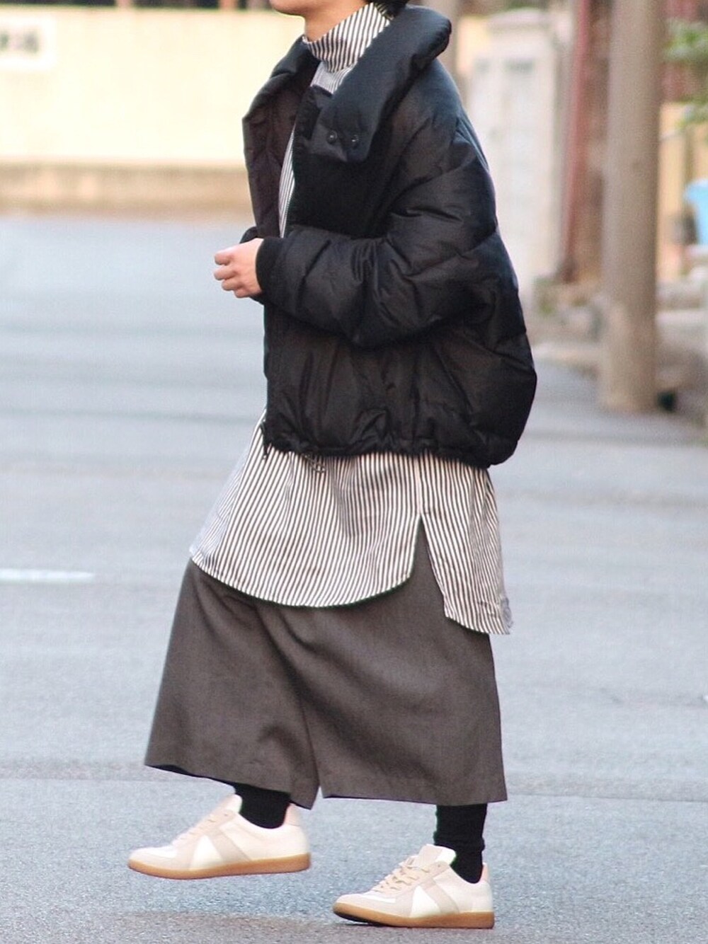 【美品】Y's ワイズ ダウンコート グレー 1 ロゴ刺繍 ボリュームネック 美品】Y's ワイズ ダウンコート グレー 1 ロゴ刺繍 ボリュームネック