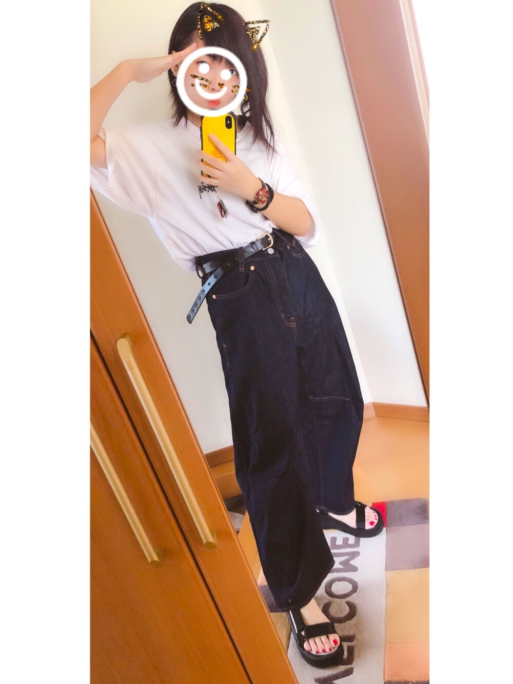 「オトナ女子、パンツスタイル、シンプルコーデ、低身長、夏、リラックススタイル、いいね、save、フォローお願いします🤑、デニムパンツ、ビッグシルエット」｜「STUSSYのBasic Stussy（Tシャツ/カットソー、ホワイト系）」を使った、ナツさん（レディース・149cm）の夏コーディネートの1枚目の写真