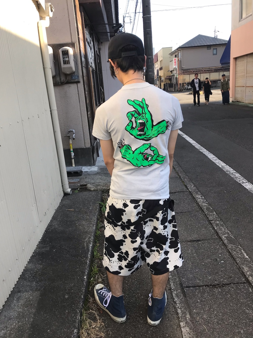 BUTTSTAINのキャップを使った人気ファッションコーディネート - WEAR