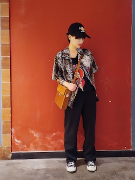 「Hard Rock Cafe（ハードロックカフェ）のアイテム（帽子）」を使った、初九さん（レディース・155cm）の夏コーディネート