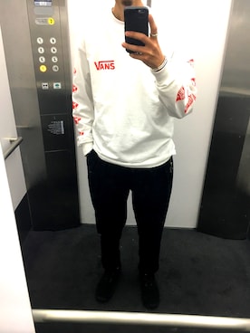 「SPECTUSSHOECO.（スペクタスシューコー）のアイテム」を使った、KEITAさん（メンズ・178cm）の冬コーディネート