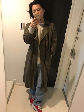 「Levi's」｜「アイテム（トレンチコート）」を使った、はすみさん（メンズ・170cm）の春コーディネート