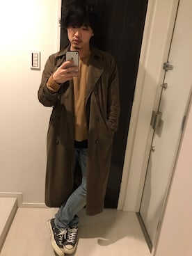 「チャックテイラー」｜「アイテム（トレンチコート）」を使った、はすみさん（メンズ・170cm）の春コーディネート