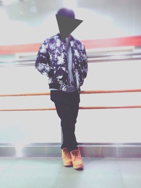 「GOLD（ゴールド）のアイテム（ブルゾン）」を使った、Shunyaさん（メンズ・172cm）の冬コーディネート