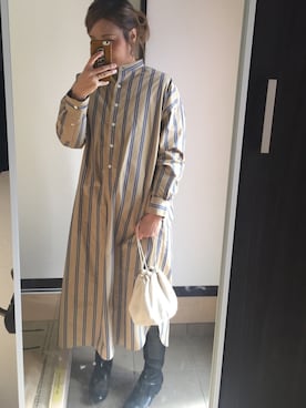 「シャツワンピ」｜「アイテム（PC・スマホグッズ/家電）」を使った、yubuki𓇼さん（レディース・164cm）の冬コーディネート