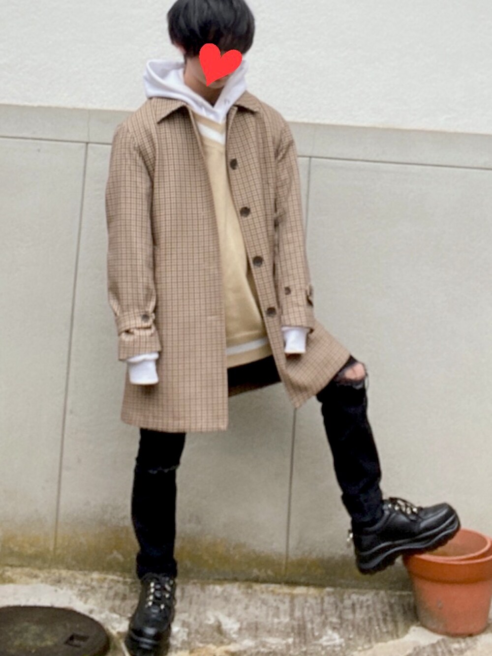 「年末WEAR感謝祭、冬コーデ、GU、ステンカラーコート、チェック、BASQUEmagenta、ニット、Champion、パーカー、低身長」｜「GUのアイテム（ステンカラーコート、ブラウン系）」を使った、なおちゃん🇰🇷低身長さん（メンズ・162cm）の冬コーディネートの1枚目の写真