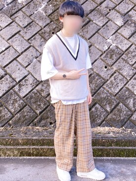 ニット セーターを使った ニットベスト のメンズ人気ファッションコーディネート Wear