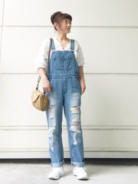 「白いスニーカー」｜「アイテム（アクセサリー）」を使った、1000birdさん（レディース・156cm）の春コーディネート