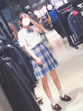「アイテム（ローファー）」を使った、_你粥さん（レディース・162cm・10代）の秋コーディネート