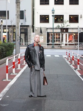 「keisuke yoneda（ケイスケヨネダ）のアイテム」を使った、田中ショヲタさん（メンズ・166cm）の秋コーディネート