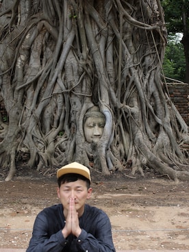 「聖林公司（セイリンコウシ）のアイテム」を使った、ロバート馬場裕之さん（メンズ・181cm）の夏コーディネート