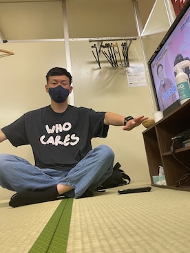 「Little sunny bite（リトルサニーバイト）のアイテム」を使った、ロバート馬場裕之さん（メンズ・181cm）の夏コーディネート
