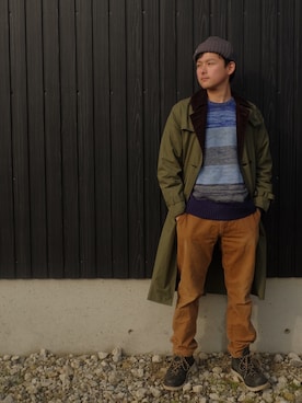 「アイテム（トレンチコート、グリーン系）」を使った、あきんこさん（メンズ・172cm）の冬コーディネート