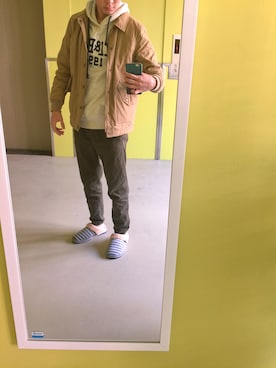 「PULL&BEAR（プルアンドベア）のアイテム（チノパンツ）」を使った、Dylanさん（メンズ・173cm）の冬コーディネート